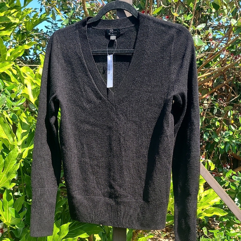 J. Crew Black 100% Cashmere V-Neck Sweater Size XSmall NWT
